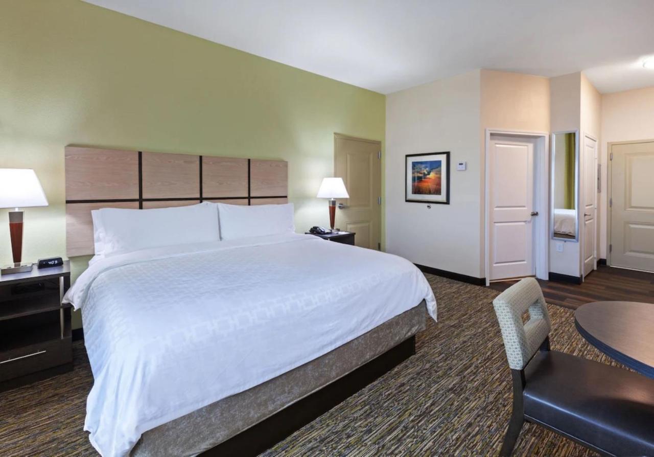 Candlewood Suites Midland By Ihg Exterior foto
