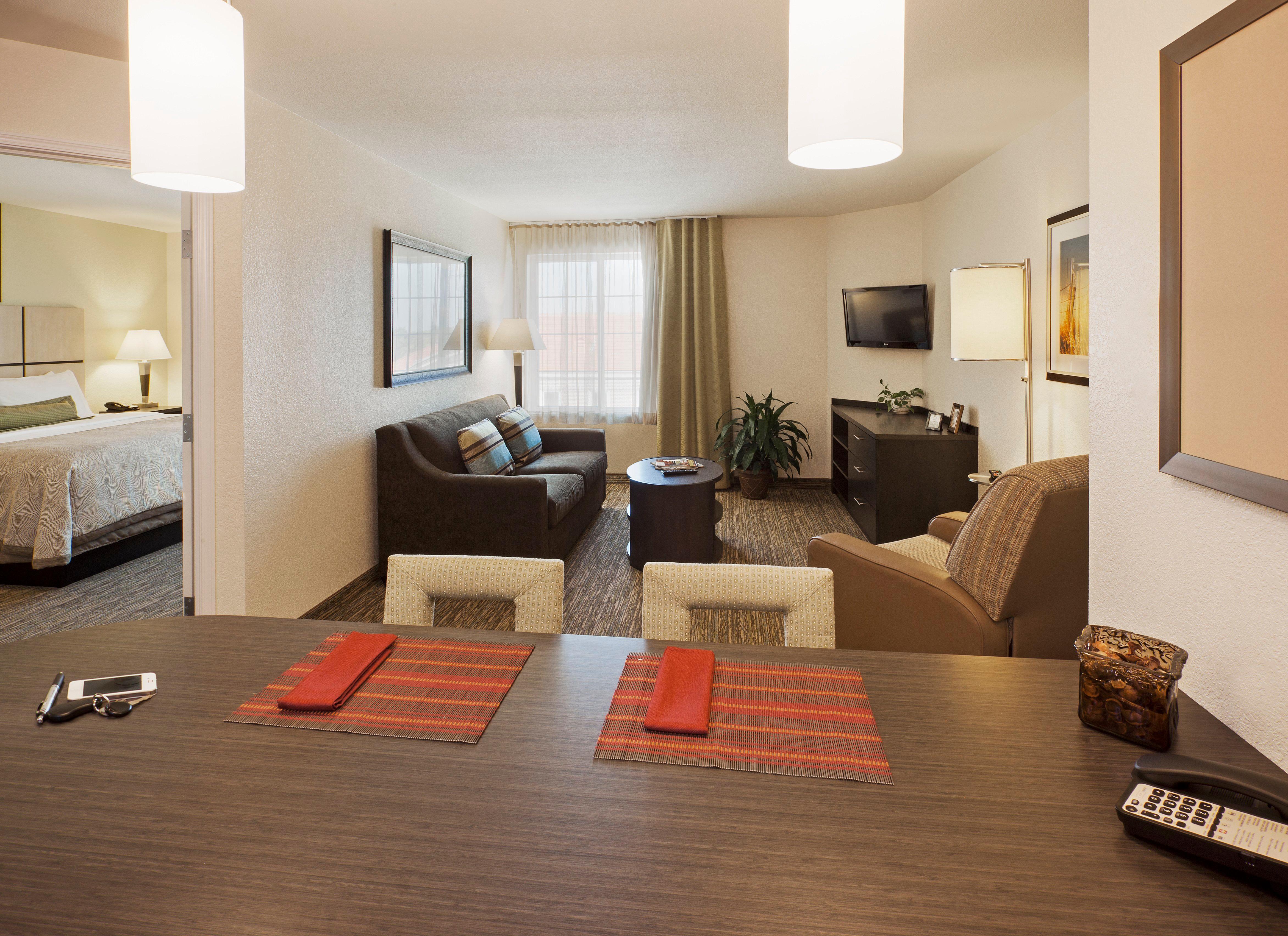 Candlewood Suites Midland By Ihg Exterior foto
